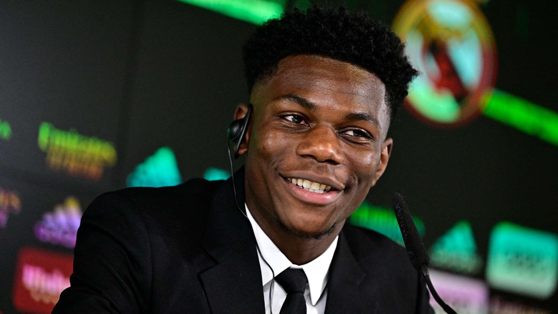 更多的足球 更多的足球