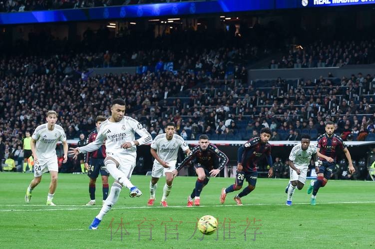 队报盘点皇马球星西甲首秀:姆总0球0助 C罗破门